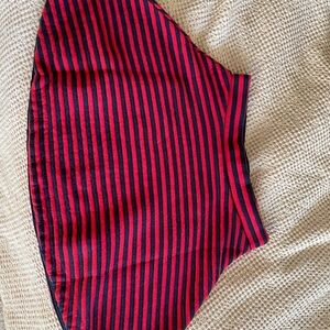 GAP mini skater skirt size XS